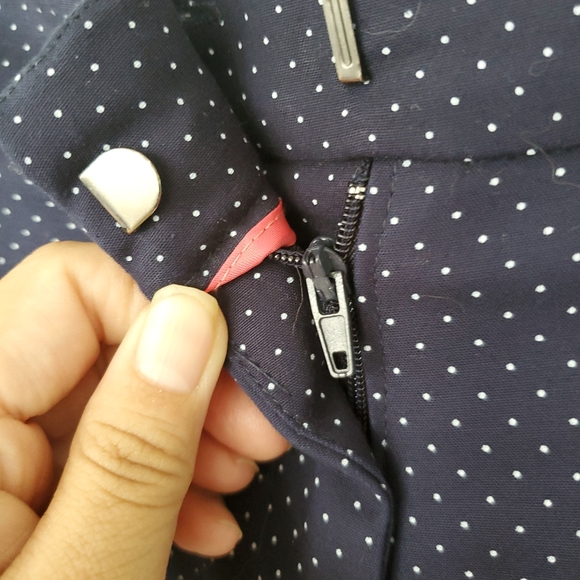 Cynthia Rowley Sz 2 Navy Blue Polka Dot Shorts - Picture 4 of 6